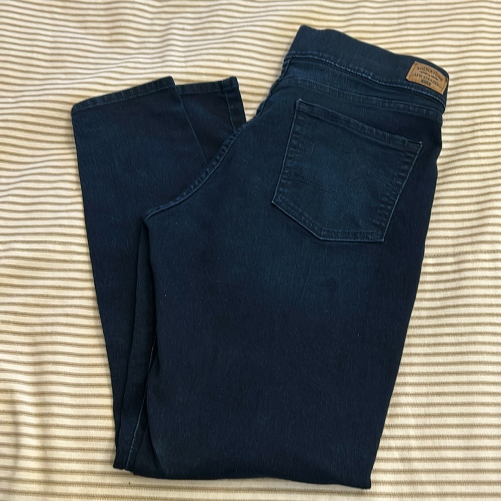 Levi Strauss Signature Totally Shaping pull-on skinny jeans